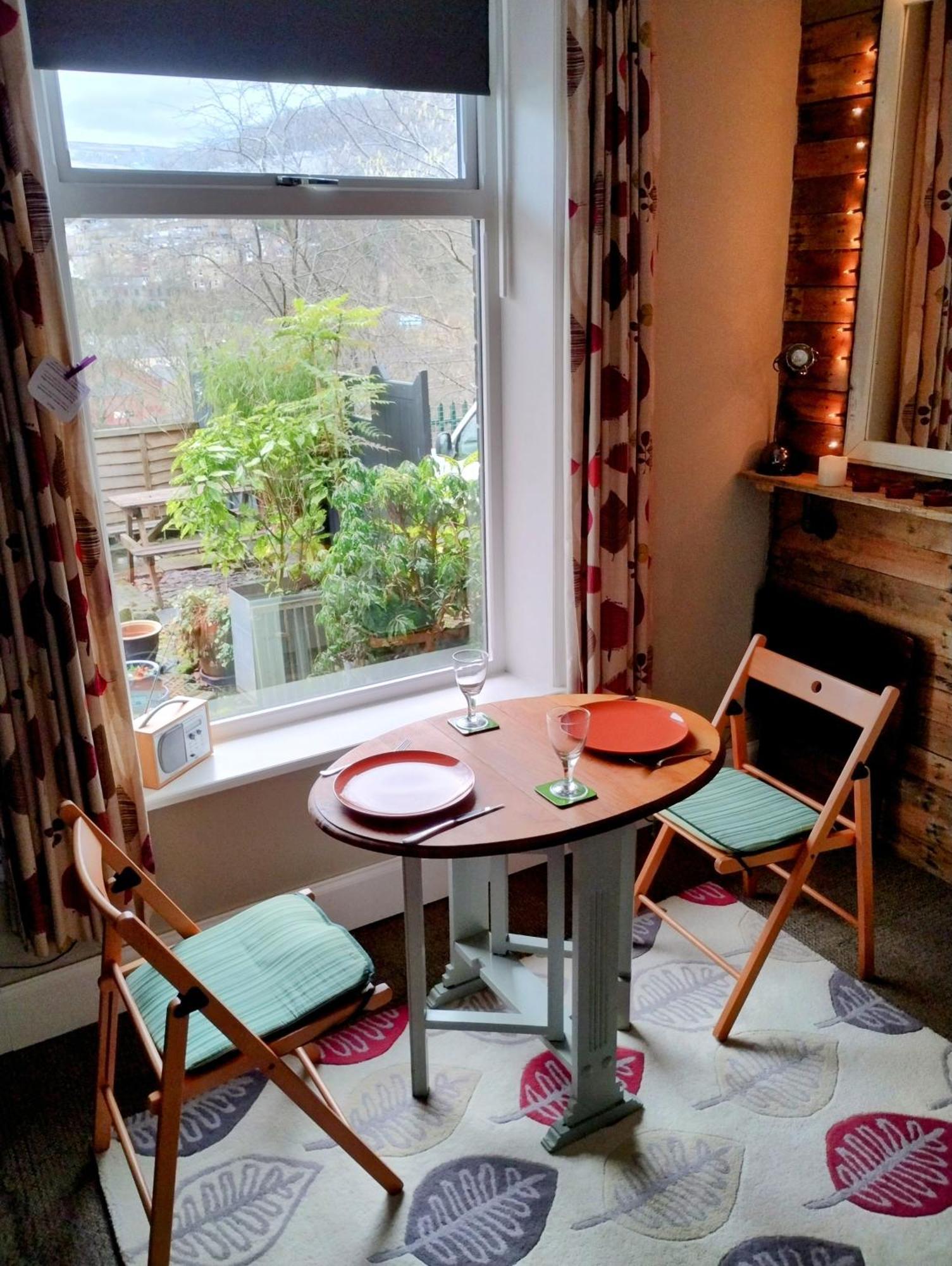 The Cabin - Great Views, Garden, Netflix, Near Town Hebden Bridge Rum bild